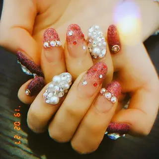 ネイル Piacere所属・Piacere 絵美のネイルデザイン