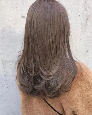 セミロング カラー HATSUMEI ゆうまのヘアスタイル