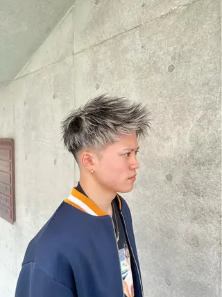 ショート カラー メンズ ARIA💎縮毛矯正 ブリーチ💎複雑履歴のヘアスタイル