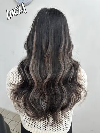 ロング カラー ヘアアレンジ MISAKIエクステ ブリーチ\5900のヘアスタイル