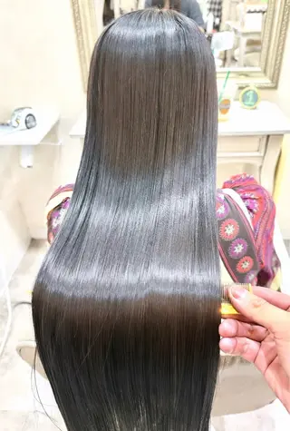 ロング 梶  睦🌠 カット/カラーのヘアスタイル