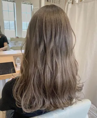 カラー 🌼あんなtrend color🌼のヘアスタイル