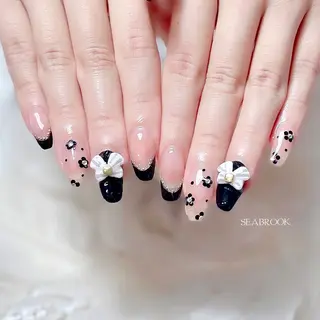 ネイル 鈴木 奈穂子のネイルデザイン