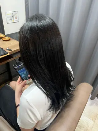 セミロング カラー TELA HAIR AYANOのヘアスタイル