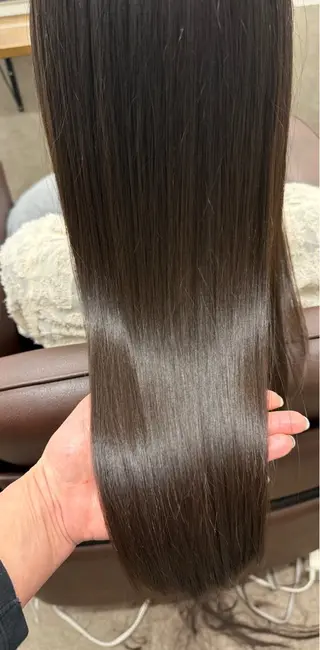 ロング 髪質改善🪽半個室 サロン新宿3丁目のヘアスタイル