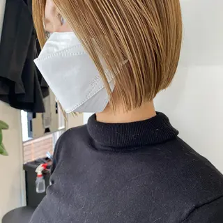 ショート カラー センターパート/ 暖色カラーayuのヘアスタイル