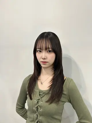 セミロング THE ESCALA 町田所属・町田縮毛矯正/ 髪質改善/美髪特化のヘアスタイル