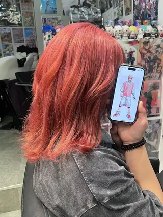 セミロング 🍭ハイトーン/ デザインカラー🦄のヘアスタイル