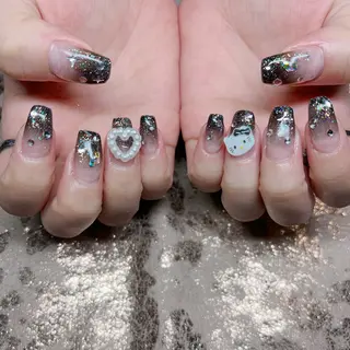 ネイル 個室ネイルサロンDolly Girl〜ドーリーガール〜所属・DollyGirl KYOKOのネイルデザイン