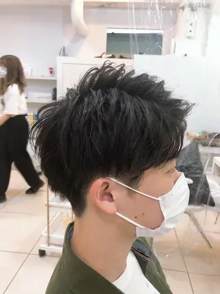 ショート メンズ 髪質改善× ハイライト溝江のヘアスタイル