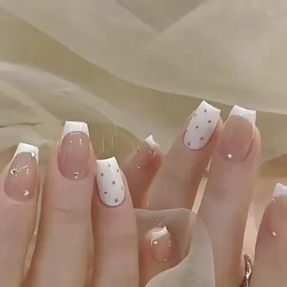 ネイル RAFFINE haru🦋🩵のネイルデザイン