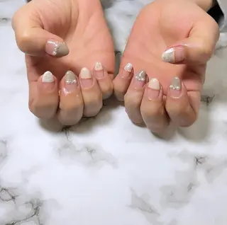 ネイル M. Natsumiのネイルデザイン