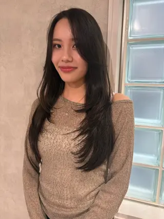 カラー 透明感カラー/海外風 レイヤー/mao🗽のヘアスタイル