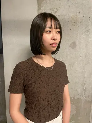 ショート 垢抜けパツっとボブ/ SAHO / OAKのヘアスタイル