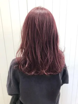 ミディアム カラー ケアブリーチ 坪井佑樹のヘアスタイル