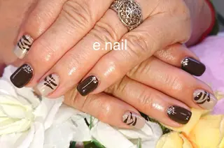 ネイル e.nail所属・和賀井 恵理のネイルデザイン