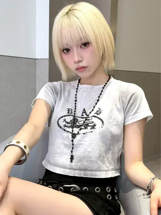 ミディアム カラー TATSUブリーチ/ ミルクティーベージュのヘアスタイル