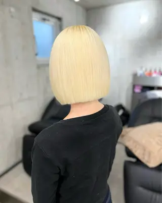 ショート ブリーチカラー特化 碇　英朗のヘアスタイル