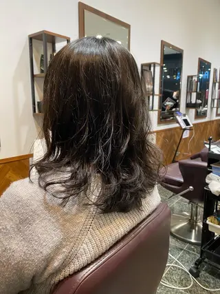 セミロング パーマ ラテ渋谷所属・【副店長/縮毛矯正】 小野沢駿弥のヘアスタイル
