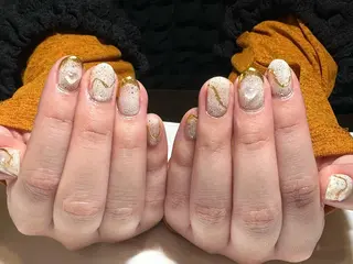 ネイル e.nail所属・🍎吉田 恵里🍎のネイルデザイン