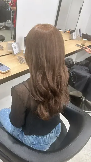 ロング メンズ 艶感ミルクティー🤍 色落ち綺麗🤍ともやのヘアスタイル