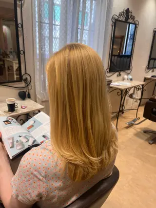 セミロング 野村 佳蓮のヘアスタイル