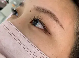 マツエク・マツパ 似合わせカット暖色 カラーhiyonaのヘアスタイル