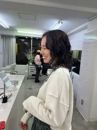 ミディアム パーマ 繭所属・こはる／ハードパーマ /癖毛風パーマ🧃のヘアスタイル