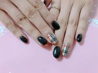 ネイル マツエク・マツパ 指名支持率NO.1 スタイリストのヘアスタイル