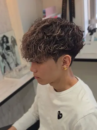 メンズ ミディアム パーマ Lapis 名古屋駅前店所属・LEN名古屋/パーマ 海外ヘア/メンズ特化のヘアスタイル