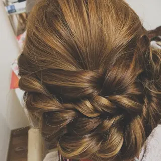 La.Moon~eye lash&heir  make~所属・ラムーン アイラッシュ&ヘアメのエステ・リラクイメージ