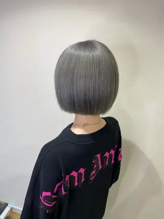 ショート カラー vifkrone所属・心斎橋ダブルカラー ⭐️カラー タカヤマのヘアスタイル