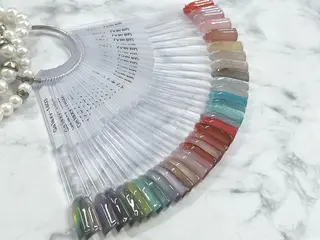 ネイル Regene ARAKIのネイルデザイン