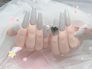 ネイル ナガサワ ミカのネイルデザイン