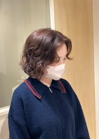 ミディアム パーマ CYAN.栄店所属・久野 紗愛のヘアスタイル