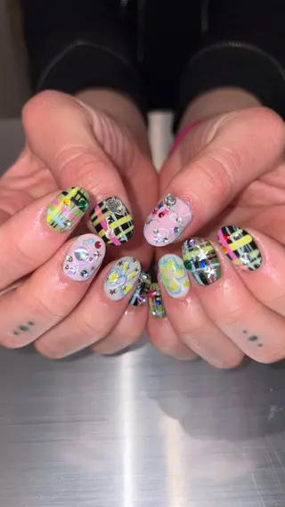 ネイル 👽個性派ネイル🎀 komachiのマツエク・マツパデザイン