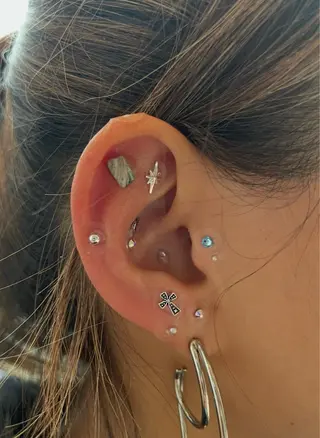 【お顔そりエステ・ 耳つぼ】いしいなみこのエステ・リラクイメージ