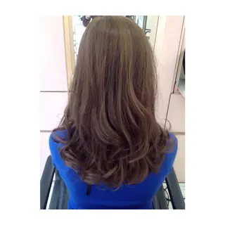 セミロング ロング カラー パーマ アオガミ （前髪顔周りカット）のヘアスタイル