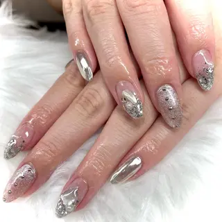 ネイル 三浦 絆生のネイルデザイン