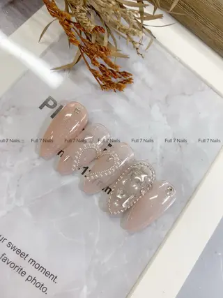 ミディアム Full 7 Nails所属・Full 7Nail-団子のネイルデザイン