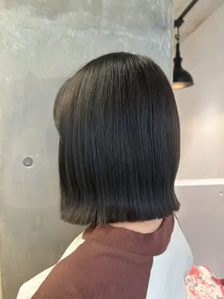 ショート ボブ/レイヤー/ ダブルカラー/みのりのヘアスタイル