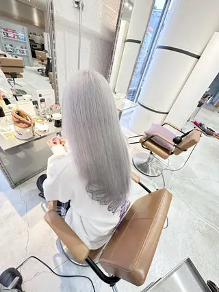 ロング カラー レイヤーブリーチ特化 ホワイト専門/岸のヘアスタイル