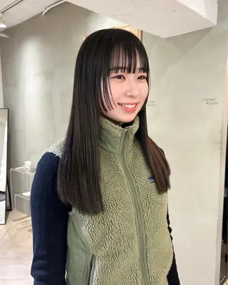 ロング カラー 透けるカラー🫧 Memi🎀のヘアスタイル