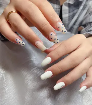 ネイル ＆ME アンドミーのネイルデザイン