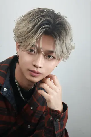 カラー メンズ PIA hair design所属・湖城 恵吾のヘアスタイル