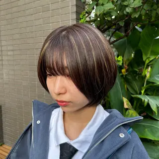 ショート カラー ヘアアレンジ 🧶ブリーチカラー TERU🧶のヘアスタイル