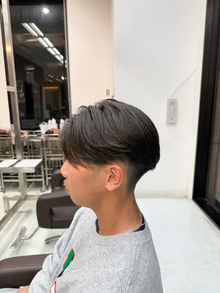 パーマ メンズ 新井優馬/再現性◎・ 似合わせ重視のヘアスタイル