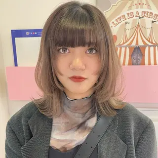ミディアム 🎀ミルクティー/暖 色×レイヤー/マリアのヘアスタイル