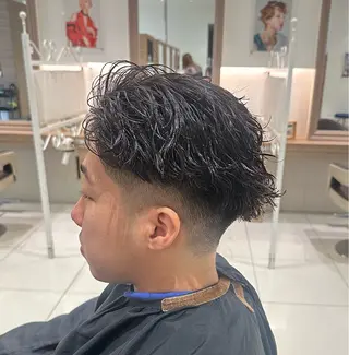 ショート メンズ ユージ ✂︎ パーマ＆ハイトーンのヘアスタイル