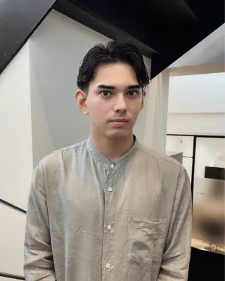 パーマ メンズ Qin shaire salon 原宿verno店所属・【センターパート】 ETO／江藤翼の眉毛・アイブロウイメージ